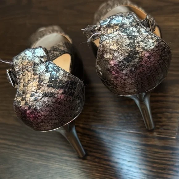 GUESS HONDO-3 SNAKESKIN OPEN TOE PUMP SIZE 8 - Picture 5 of 9